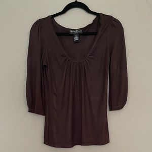 MERCER & MADISON BROWN V-NECK BLOUSE